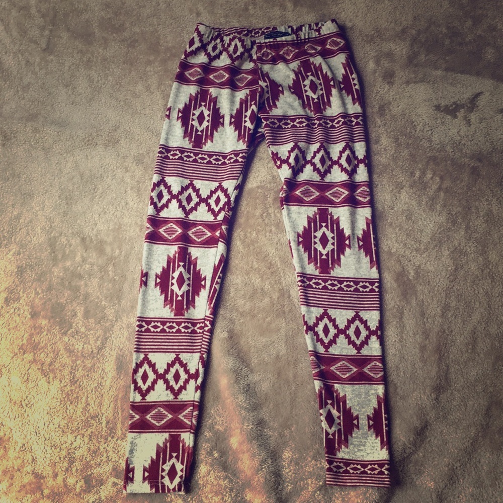 Aztec print leggings